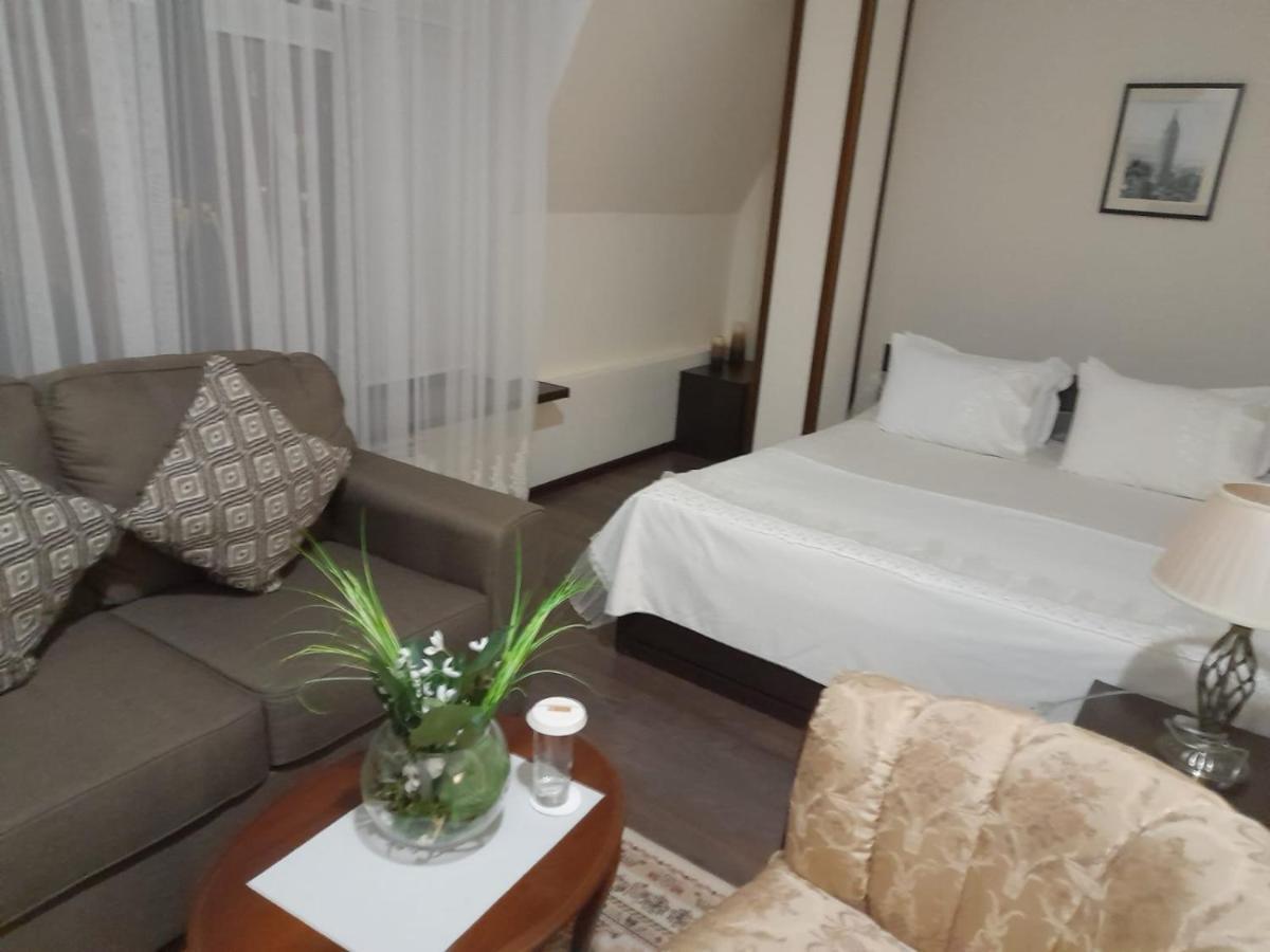 Hotel Krez Kyzylorda Bagian luar foto