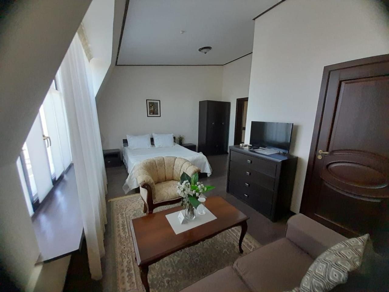 Hotel Krez Kyzylorda Bagian luar foto