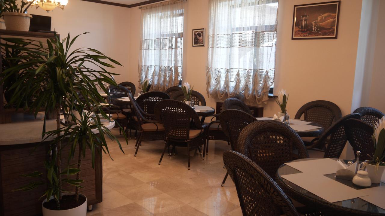 Hotel Krez Kyzylorda Bagian luar foto